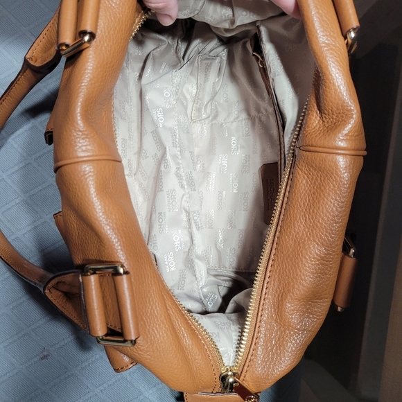 Michael Kors Leather Satchel Shoulder Bag Euc - Picture 7 of 7